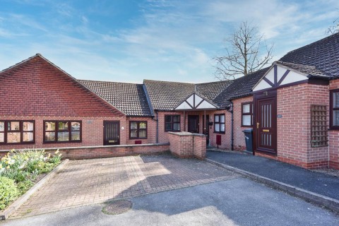 View Full Details for Elmsdale Gardens, Burton Joyce, Nottingham