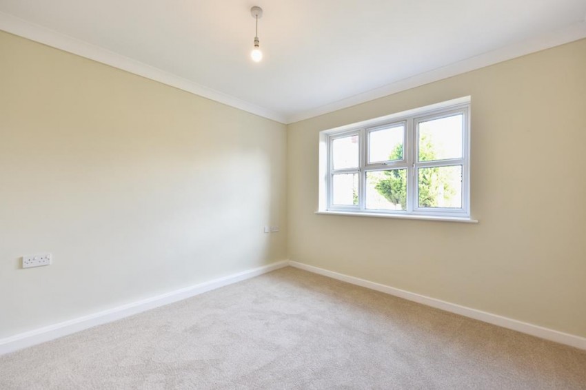 Images for Elmsdale Gardens, Burton Joyce, Nottingham