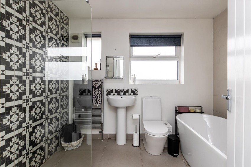 Images for Roslyn Avenue, Gedling, Nottingham
