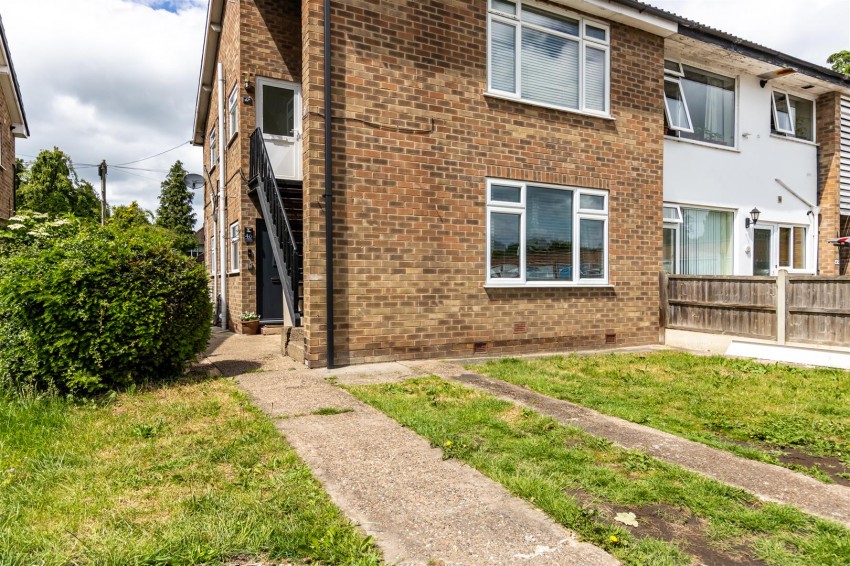 Images for St. Helens Crescent, Burton Joyce, Nottingham
