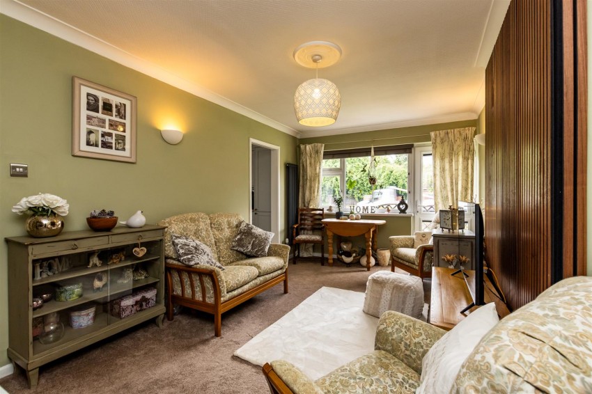 Images for St. Helens Crescent, Burton Joyce, Nottingham