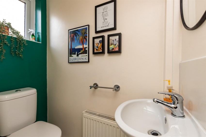 Images for Kensington Gardens, Carlton, Nottingham
