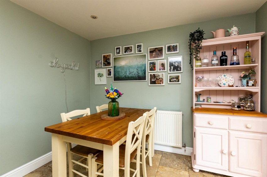Images for Kensington Gardens, Carlton, Nottingham
