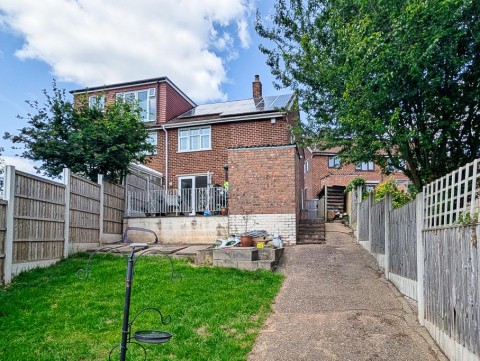 View Full Details for Phoenix Avenue, Gedling, Nottingham
