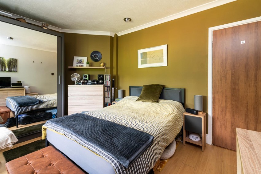 Images for Trenchard Close, Newton