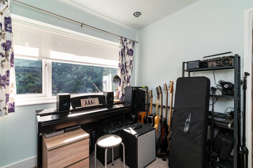 Images for Trenchard Close, Newton
