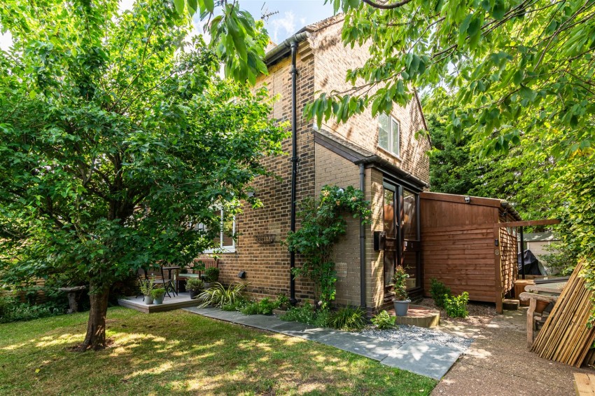 Images for Trenchard Close, Newton