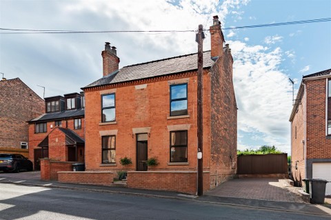 View Full Details for Chesterfield Street, Carlton, Nottingham