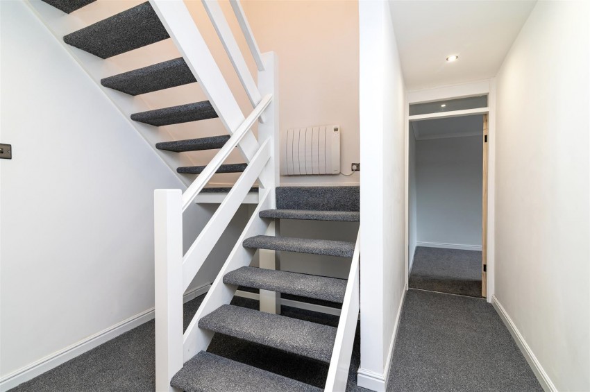 Images for Foxhill Road, Burton Joyce NG14 5DB