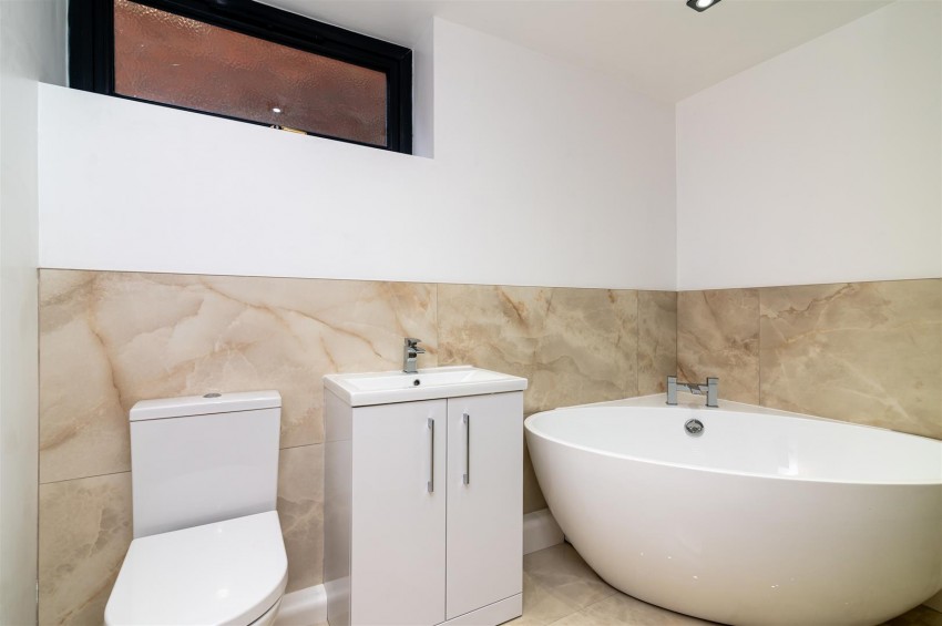 Images for Foxhill Road, Burton Joyce NG14 5DB