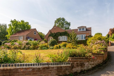 View Full Details for Northbank, Freda Avenue, Gedling NG4