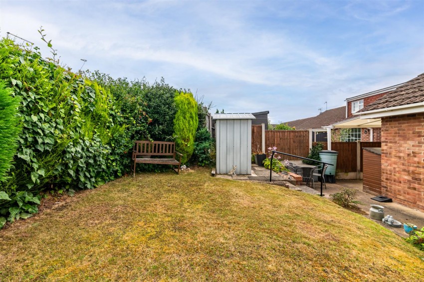 Images for York Close, Gedling NG4 4WD