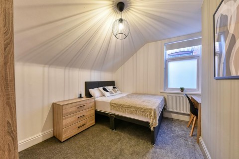 View Full Details for Chestnut Grove, Gedling, Nottingham