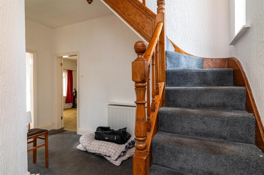 Images for Elm Drive, Carlton, Nottingham