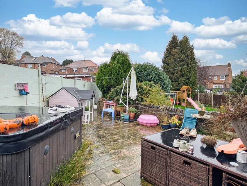 Images for Brookwood Crescent, Carlton, Nottingham