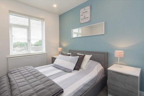 View Full Details for Room 5, New Vale Road, Colwick, Nottingham, NG4