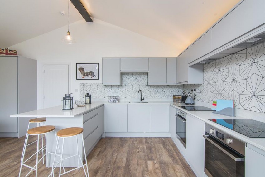 Images for Room 5, New Vale Road, Colwick, Nottingham, NG4