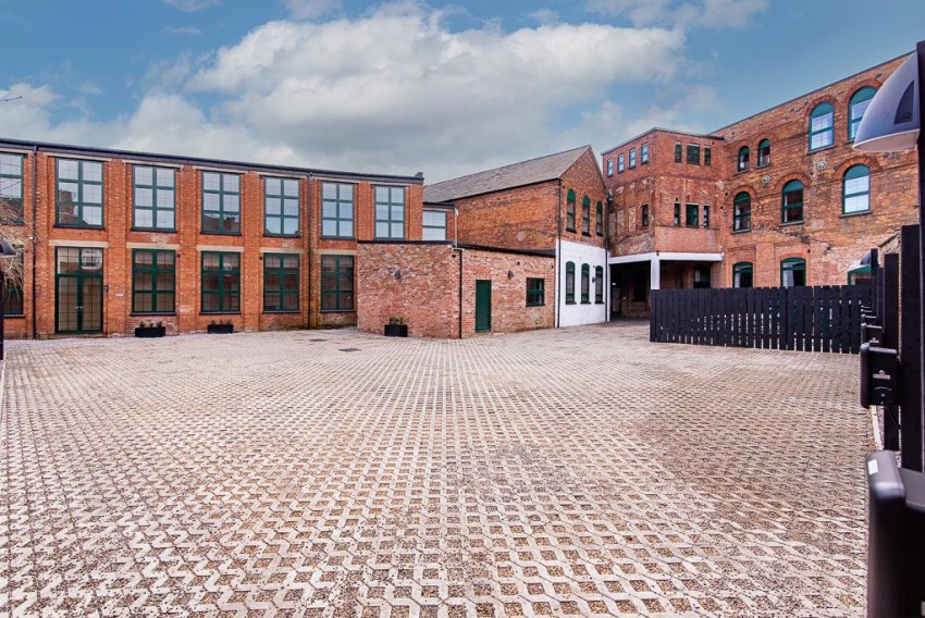 Images for Victoria Street, Newark On Trent