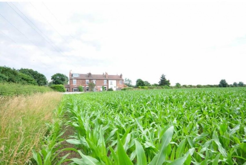 Images for Top Row, Stoke Bardolph, NG14