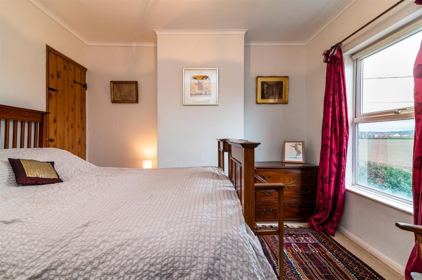 Images for Top Row, Stoke Bardolph, NG14