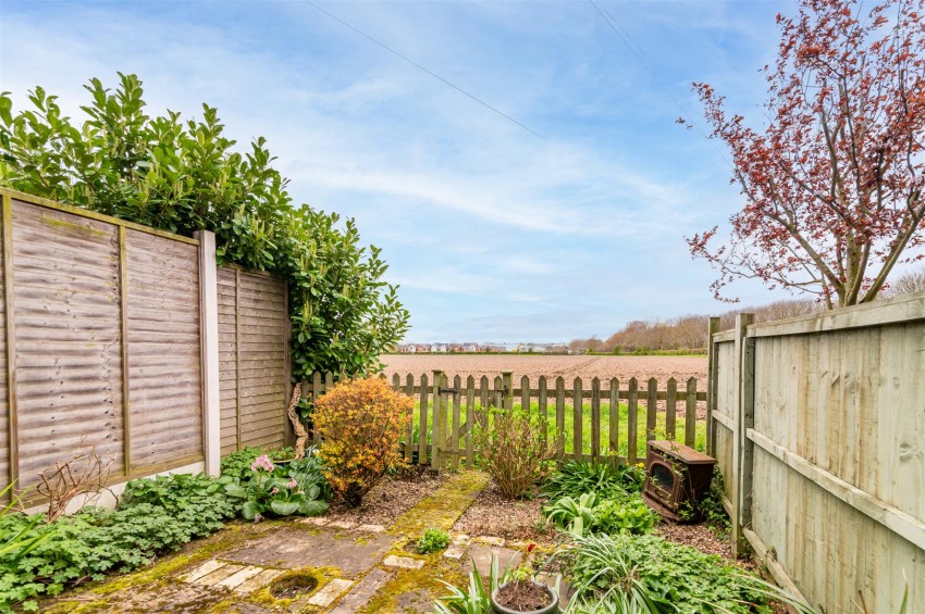 Images for Top Row, Stoke Bardolph, NG14