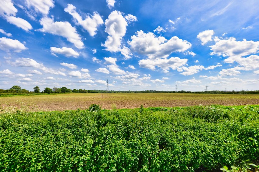 Images for Top Row, Stoke Bardolph, NG14