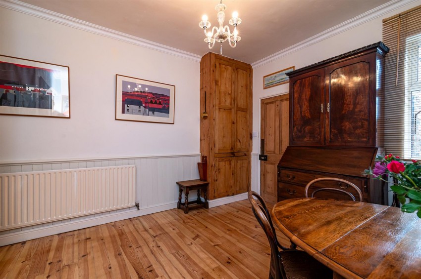 Images for Top Row, Stoke Bardolph, NG14