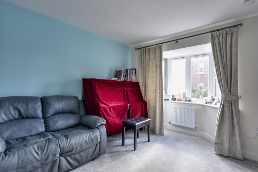 Images for Hallam Drive, Radcliffe-On-Trent, Nottingham