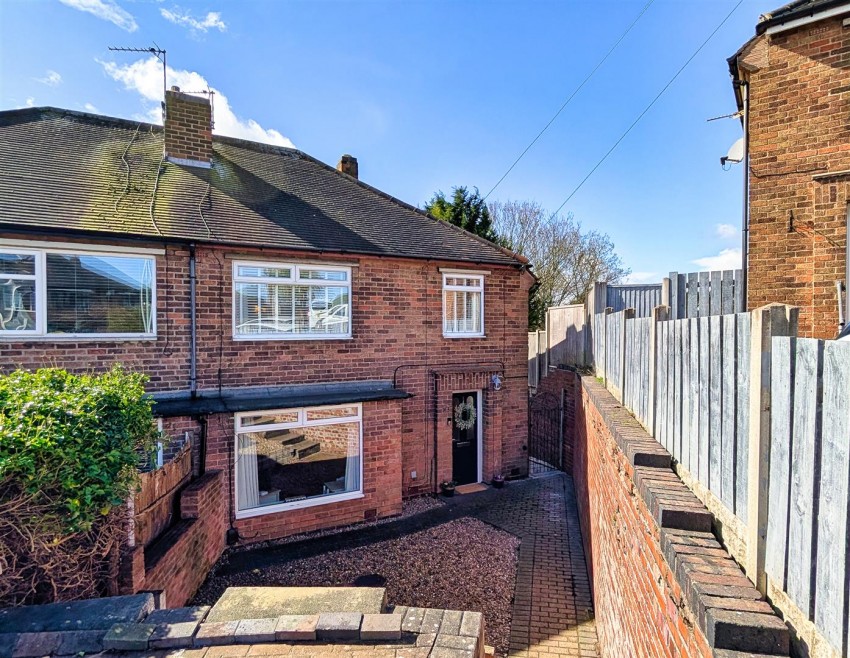 Images for Redland Grove, Carlton, Nottingham