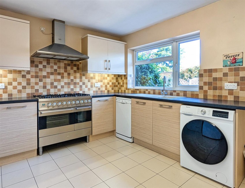 Images for St. Helens Crescent, Burton Joyce, Nottingham