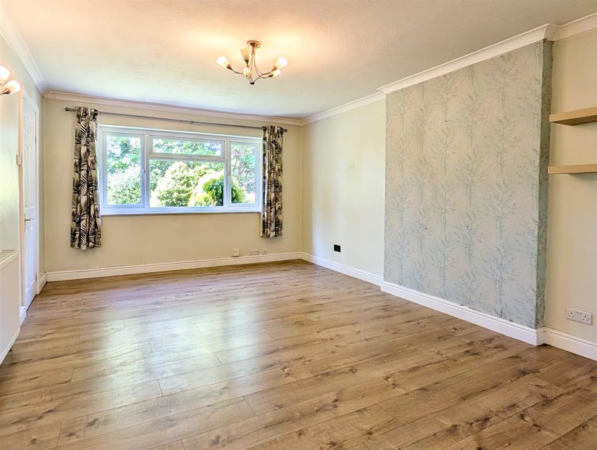 Images for St. Helens Crescent, Burton Joyce, Nottingham