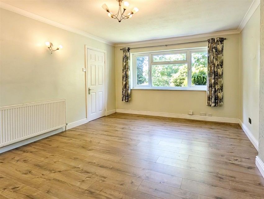 Images for St. Helens Crescent, Burton Joyce, Nottingham