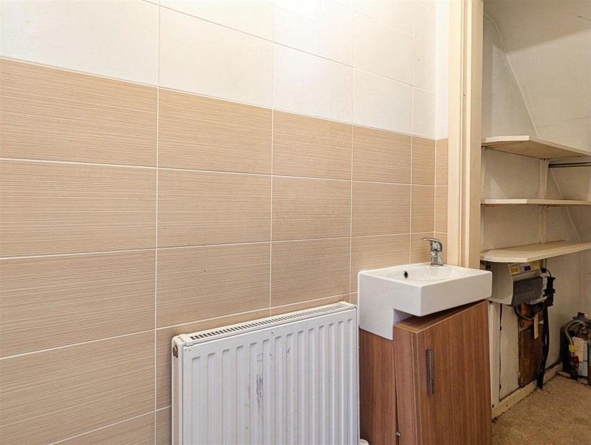 Images for St. Helens Crescent, Burton Joyce, Nottingham