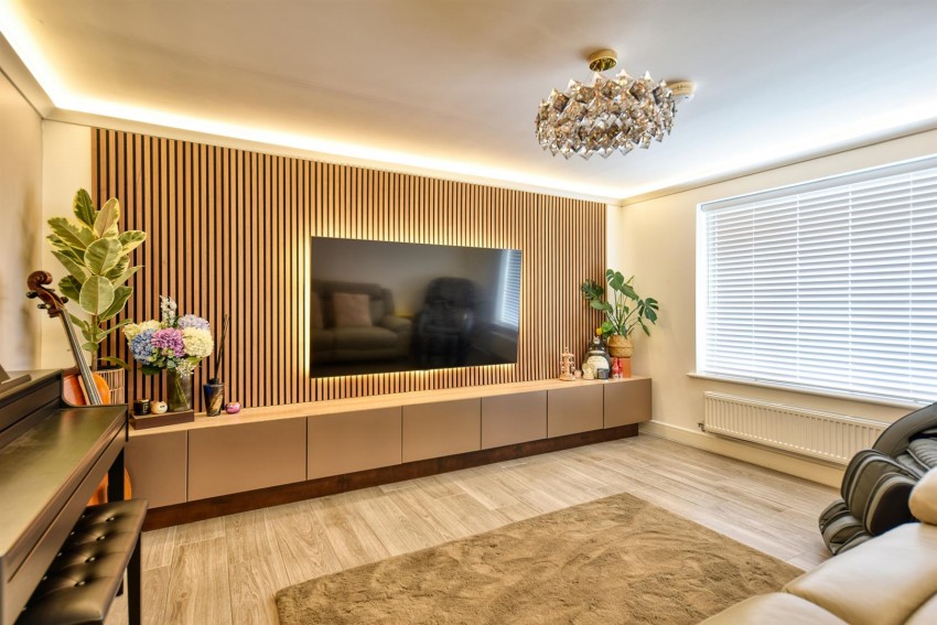 Images for Burrows Drive, Bingham, Nottingham