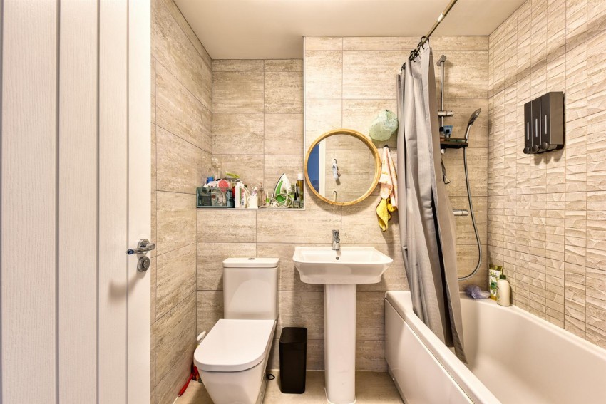 Images for Burrows Drive, Bingham, Nottingham