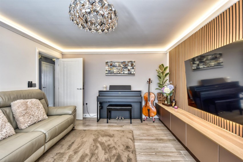 Images for Burrows Drive, Bingham, Nottingham