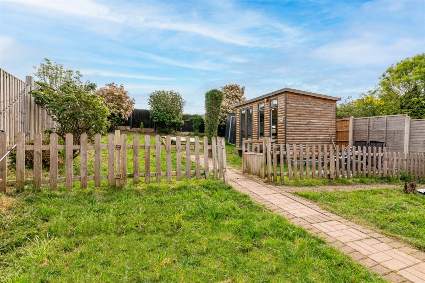 Images for Fraser Road, Carlton, Nottingham