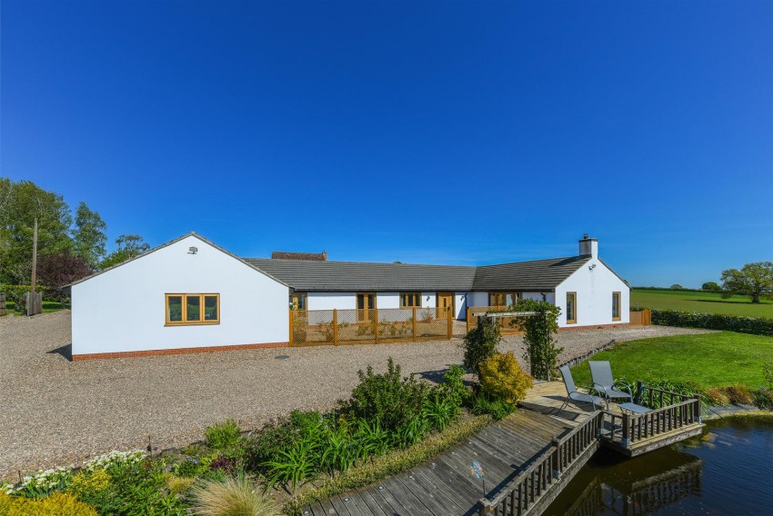Images for THE LODGE HOUSE - Bridle Road, Burton Joyce, Nottinghamshire NG14 5FQ