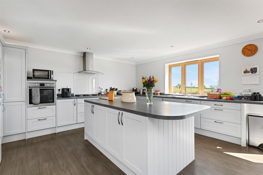Images for THE LODGE HOUSE - Bridle Road, Burton Joyce, Nottinghamshire NG14 5FQ