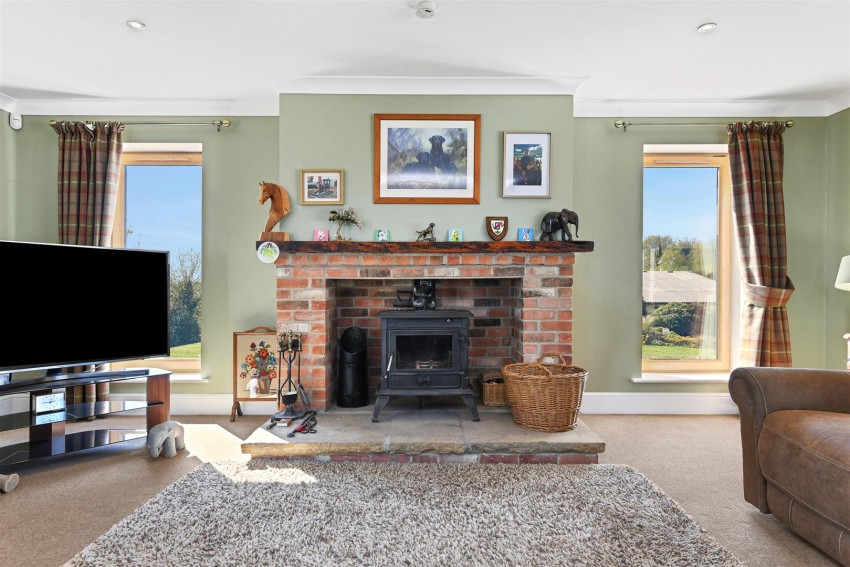 Images for THE LODGE HOUSE - Bridle Road, Burton Joyce, Nottinghamshire NG14 5FQ