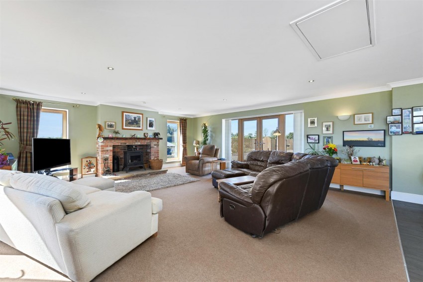 Images for THE LODGE HOUSE - Bridle Road, Burton Joyce, Nottinghamshire NG14 5FQ