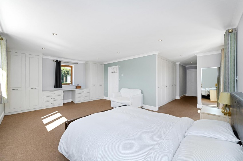 Images for THE LODGE HOUSE - Bridle Road, Burton Joyce, Nottinghamshire NG14 5FQ