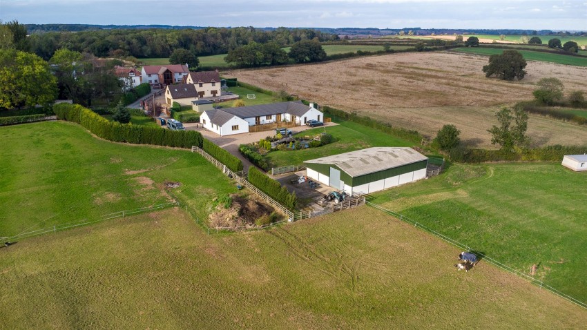 Images for THE LODGE HOUSE - Bridle Road, Burton Joyce, Nottinghamshire NG14 5FQ