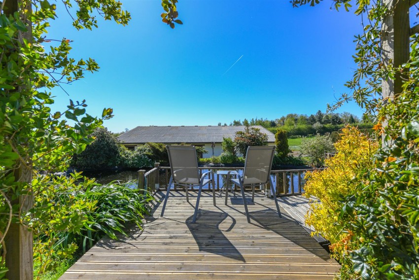 Images for THE LODGE HOUSE - Bridle Road, Burton Joyce, Nottinghamshire NG14 5FQ