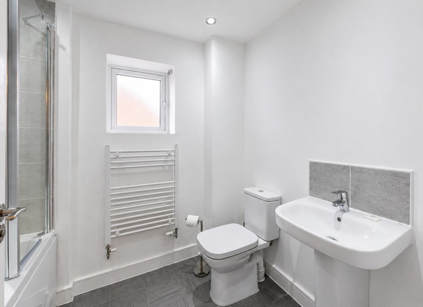 Images for Newbury Gardens, Radcliffe-on-Trent, Nottingham