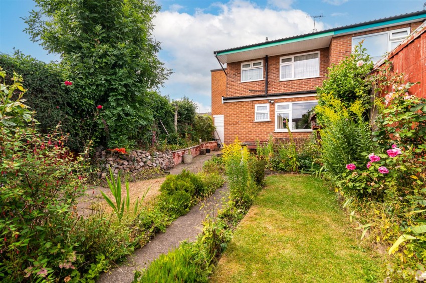 Images for Brackendale Avenue, Arnold, Nottingham