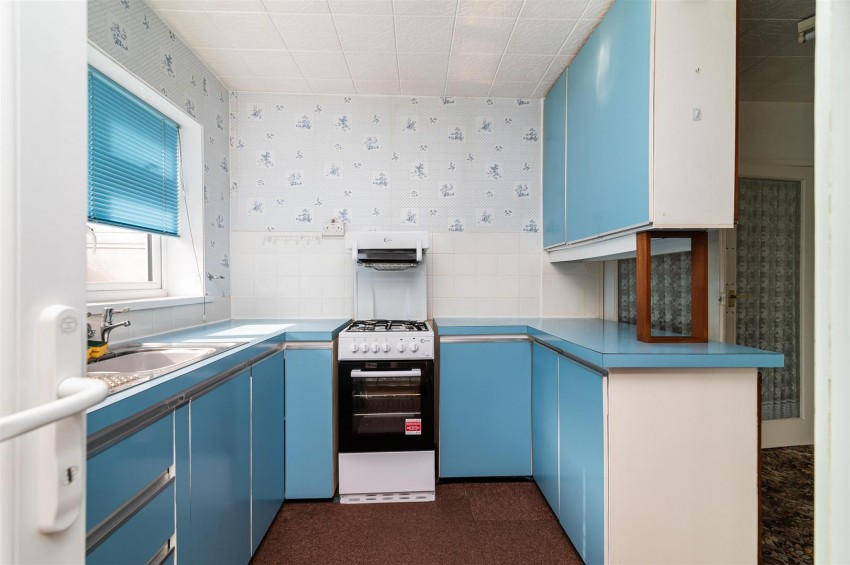 Images for Brackendale Avenue, Arnold, Nottingham